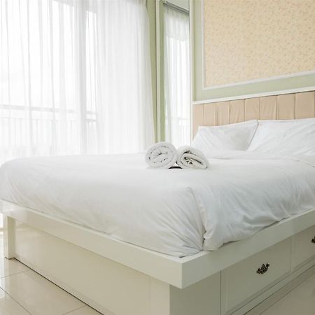 Spacious 1Br Dago Suites Apartment By Travelio Бандунг Екстериор снимка